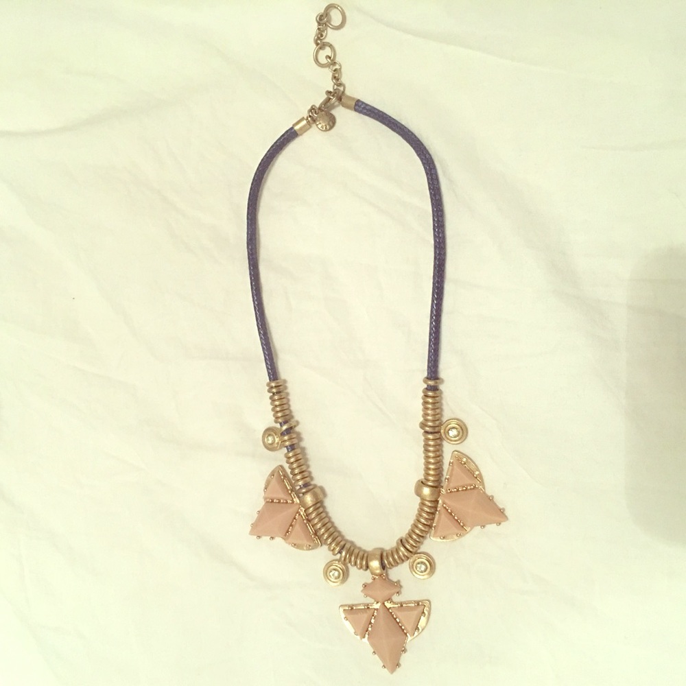 Light pink and gold necklace